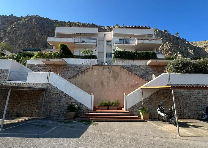 Tolomea Apartman Mondello